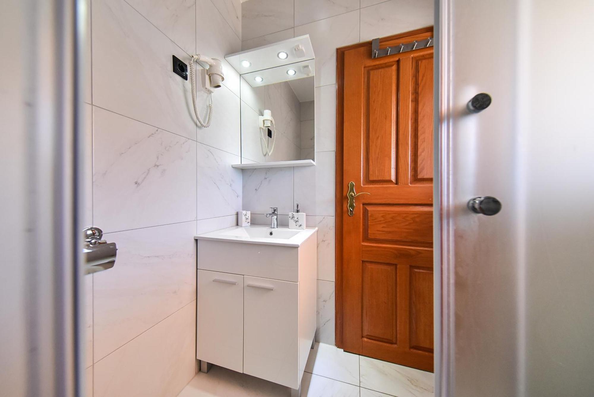 Apartments Liljana Privlaka Luaran gambar